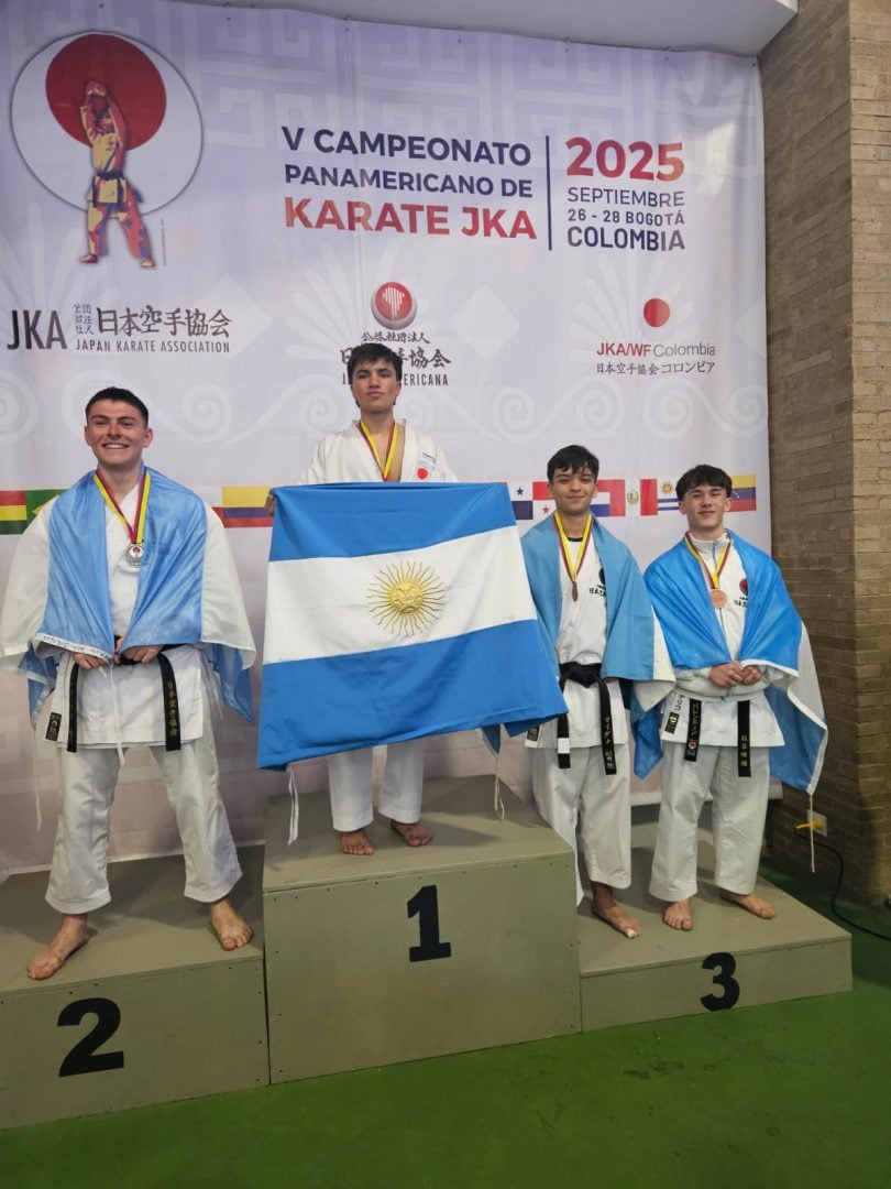 Lautaro Fueyo brilló en el Panamericano de Karate en Bogotá
