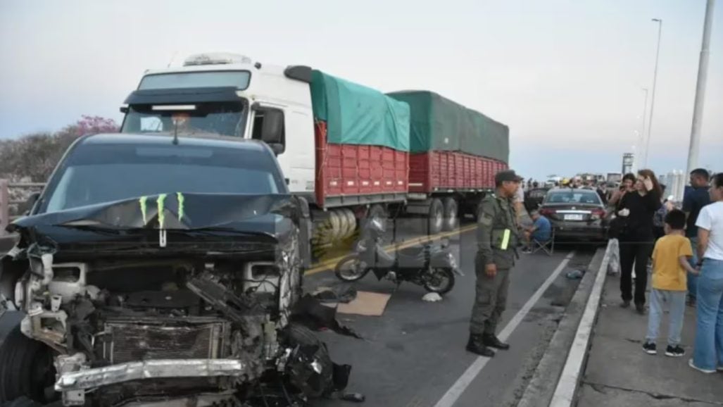 Detuvieron al camionero acusado de provocar el choque en el puente Chaco-Corrientes que dejó un muerto