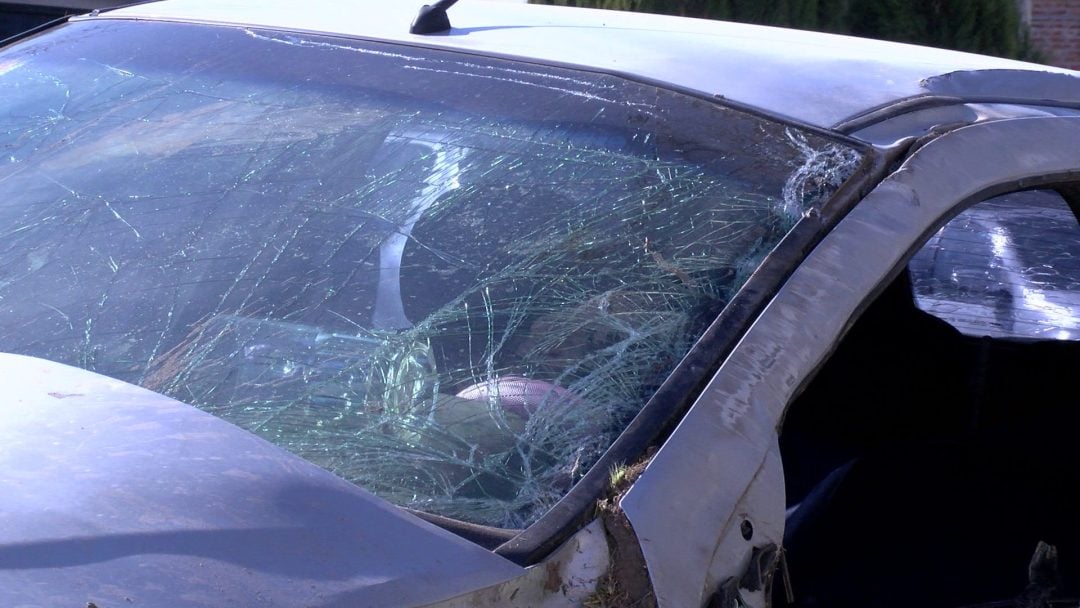 “Cuando llegamos, la ambulancia ya hacía RCP”: un joven murió en un accidente en el acceso a White