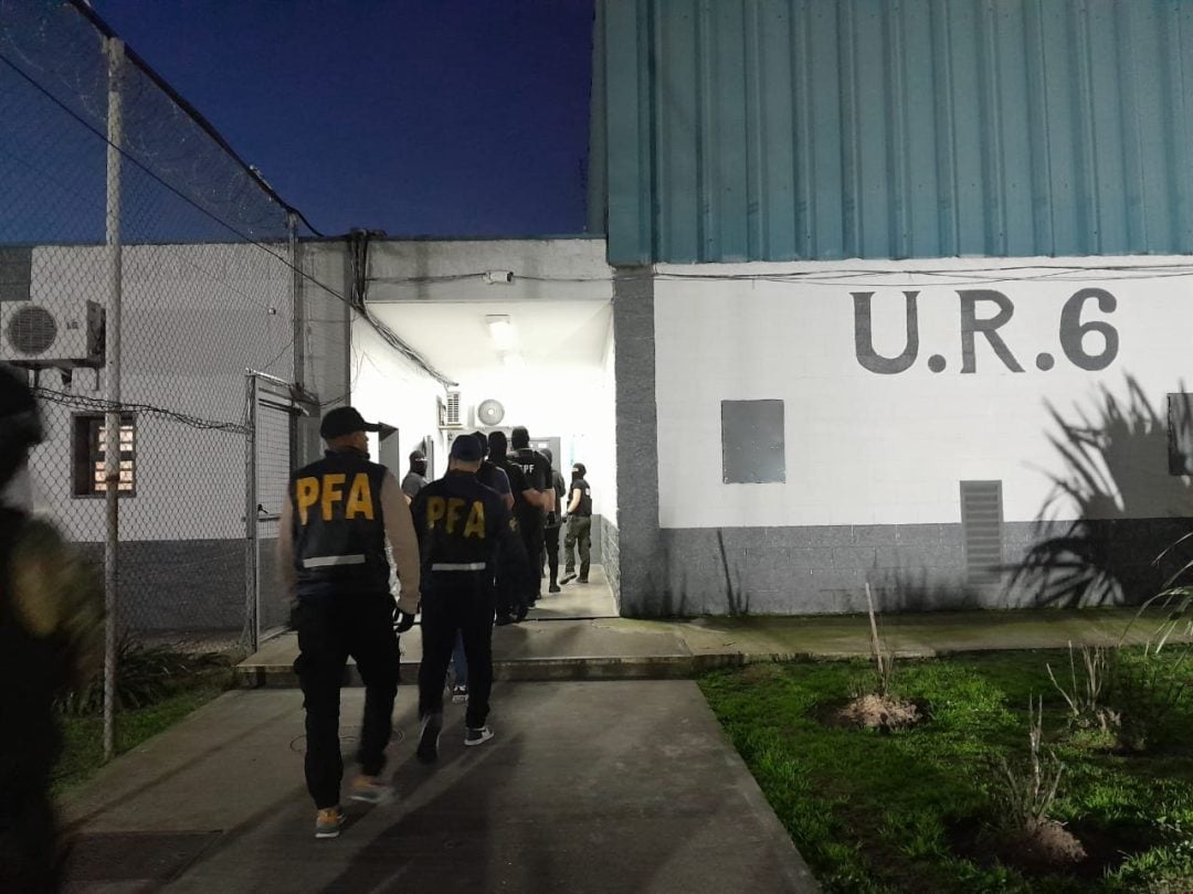 La policía federal argentina detuvo a un abogado acusado de facilitar su teléfono a detenidos para “gestionar” desde la cárcel