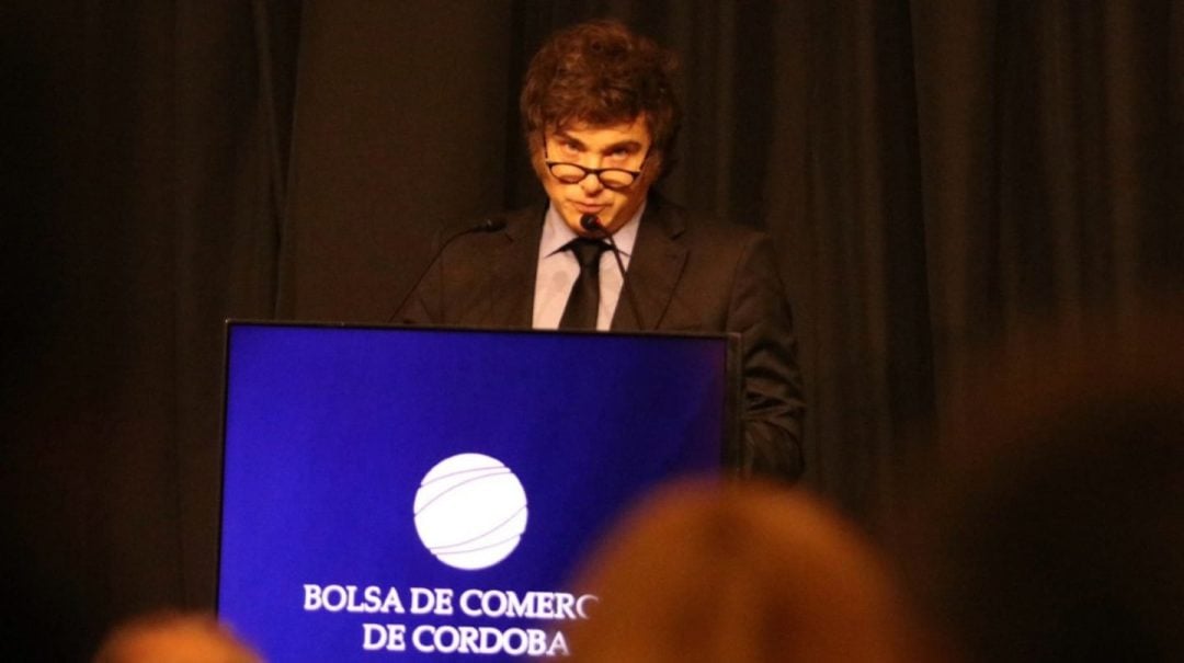 Milei habló de la suba del riesgo país: “El pánico político se está espiralizando en el mercado”