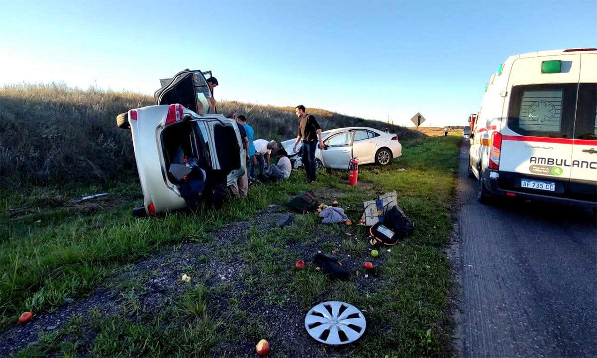“Fue una maniobra indebida en una curva”: dos muertos en un choque frontal en la Ruta 22