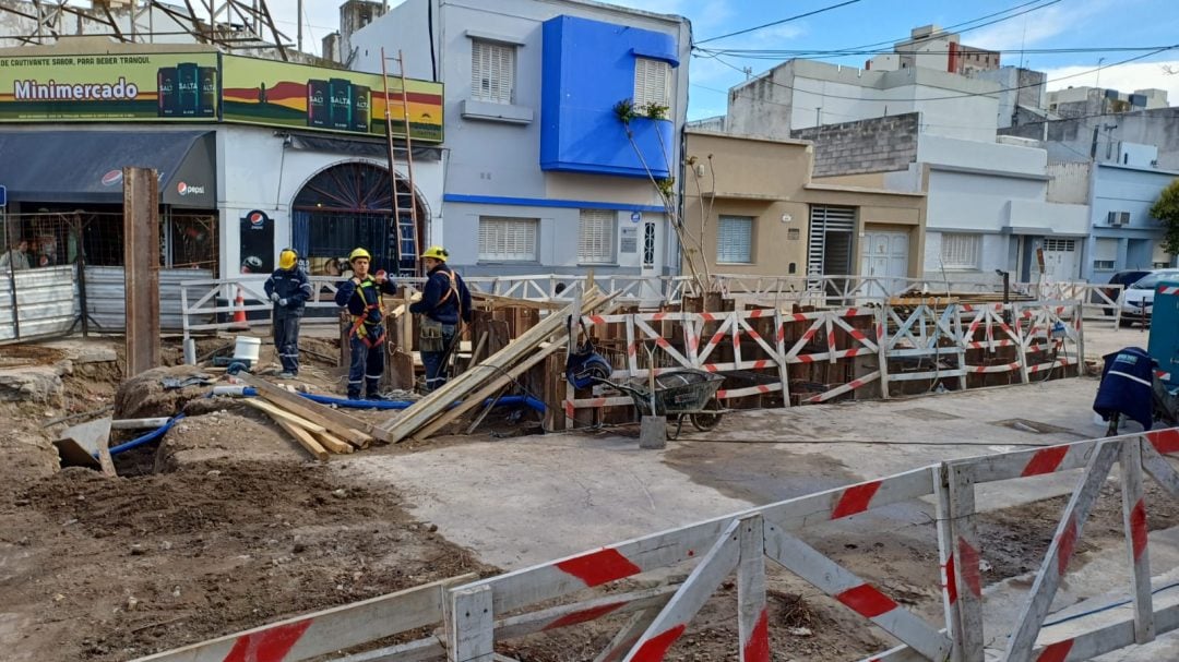 “La obra es necesaria, pero ya es demasiado tiempo”, dijo uno de los vecinos de Undiano y Brown