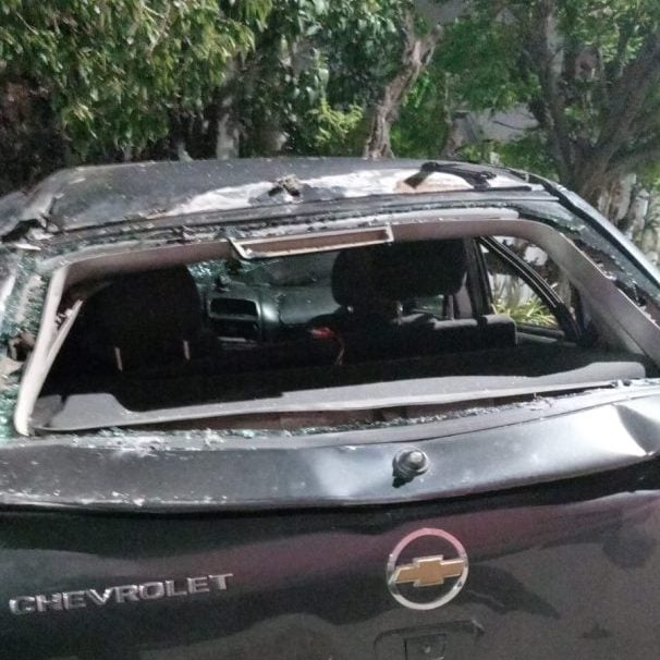 Choque en Colón y Jujuy: cinco heridos tras un impacto entre un auto y un camión