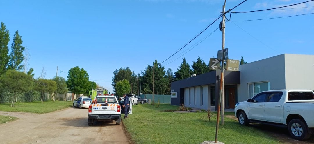 Incendio en Trelew y Bambill: se salvó la casa, pero las pérdidas fueron importantes