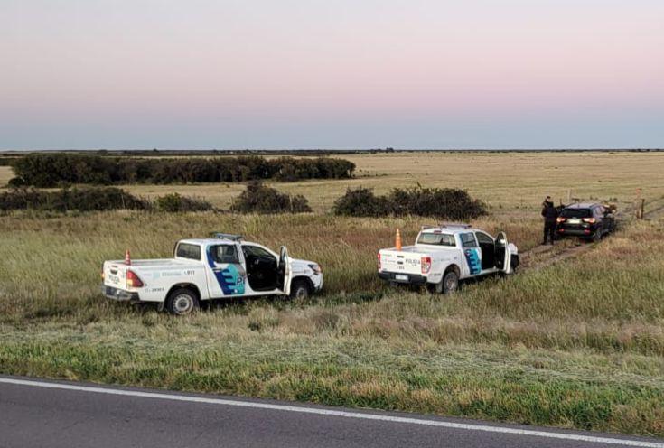 Persecución y hallazgo de una camioneta abandonada tras un operativo en Ruta 3