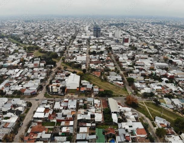 Servicios básicos: el 46,2% de los hogares no accede al menos a uno de ellos