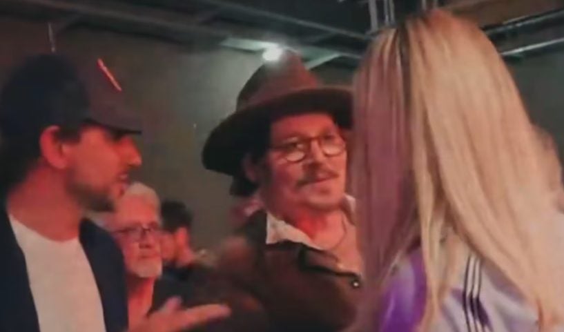 Aseguran que Johnny Depp confundió a Wanda Nara con una empleada de limpieza