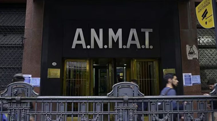 La ANMAT prohibió dos jabones líquidos muy usados y advirtió sobre los riesgos para la salud