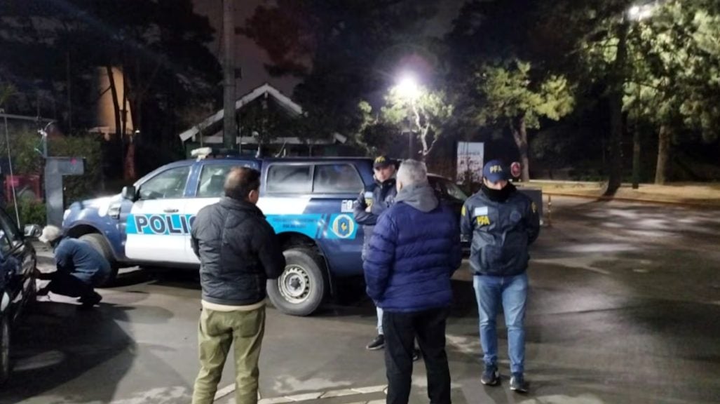Ezeiza: una mujer denunció que narcos la secuestraron, abusaron de ella y la obligaron a preparar droga