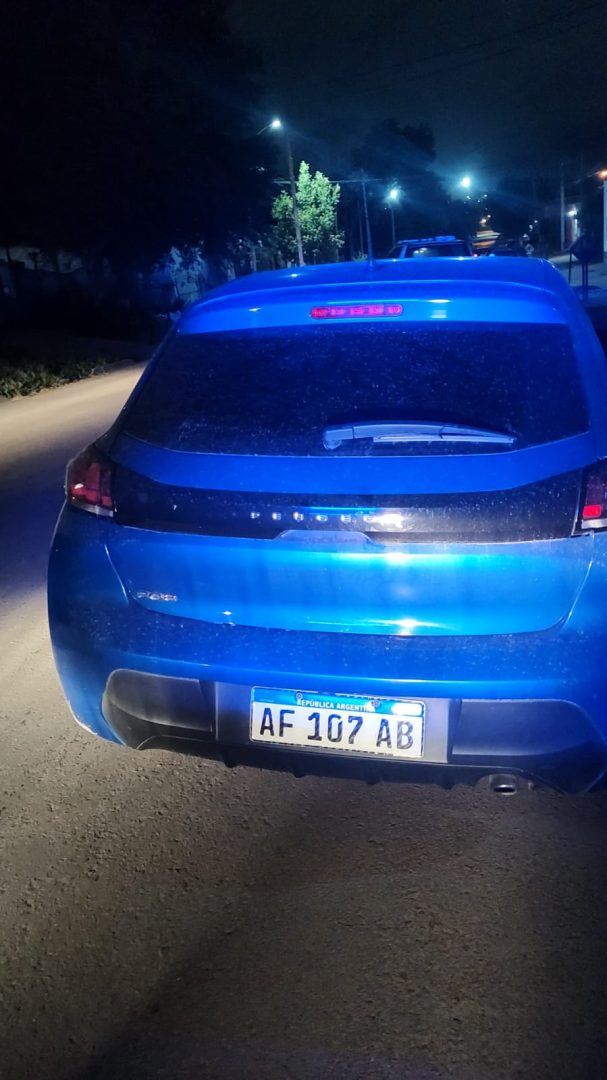 Lo detuvieron por circular con un auto robado