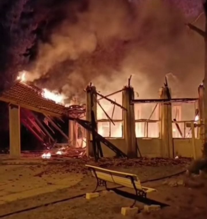 Menor de 15 años detenido como presunto autor del incendio en la parroquia de Pehuén Co