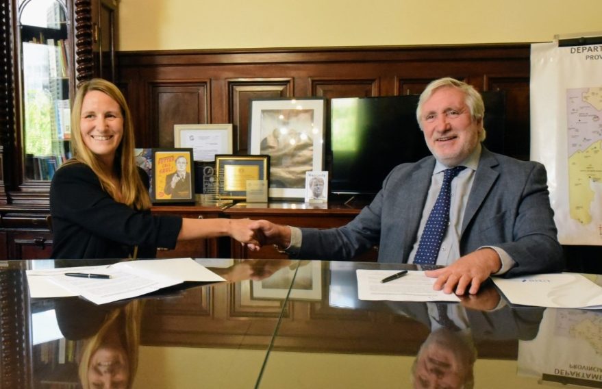 Convenio con la Procuración General para fortalecer la investigación forense