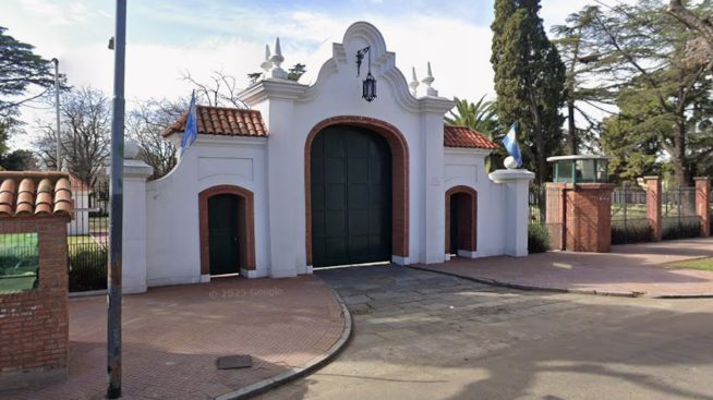 Se despidió de la familia y reconoció deudas: qué dice la carta del soldado que se mató en la Quinta de Olivos