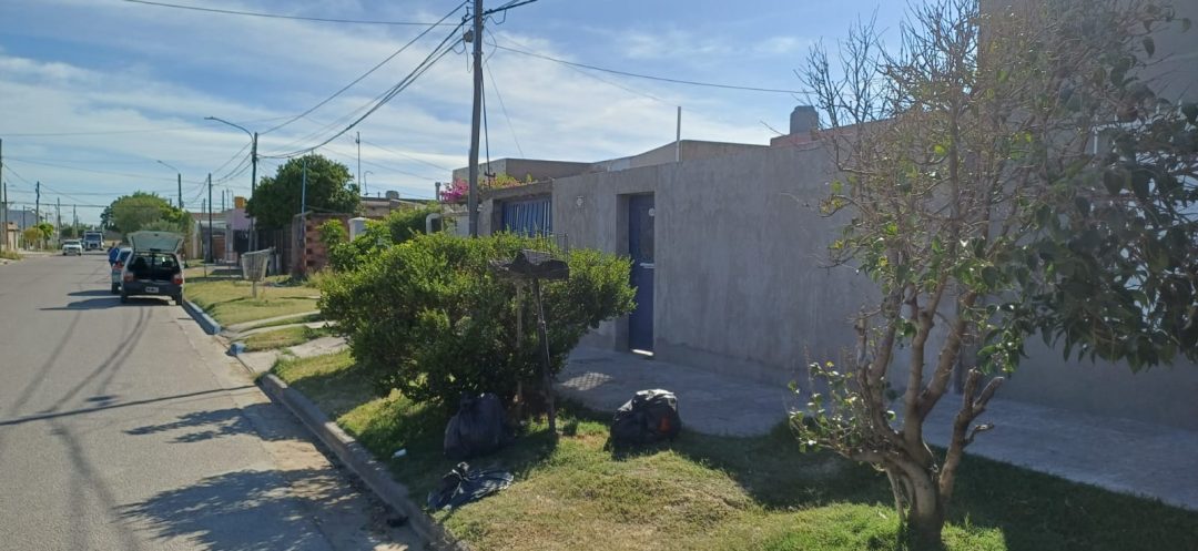 Mató a su hermano e hirió a otro con una pala en la cabeza