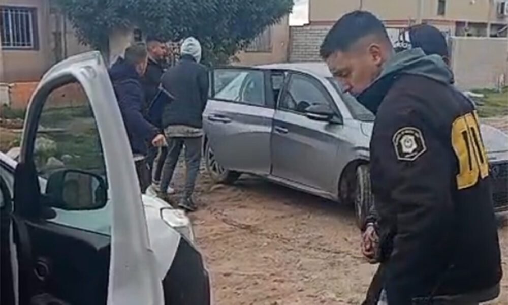 Condenan a dos hombres por hacerse pasar por policías para entrar a robar en una casa