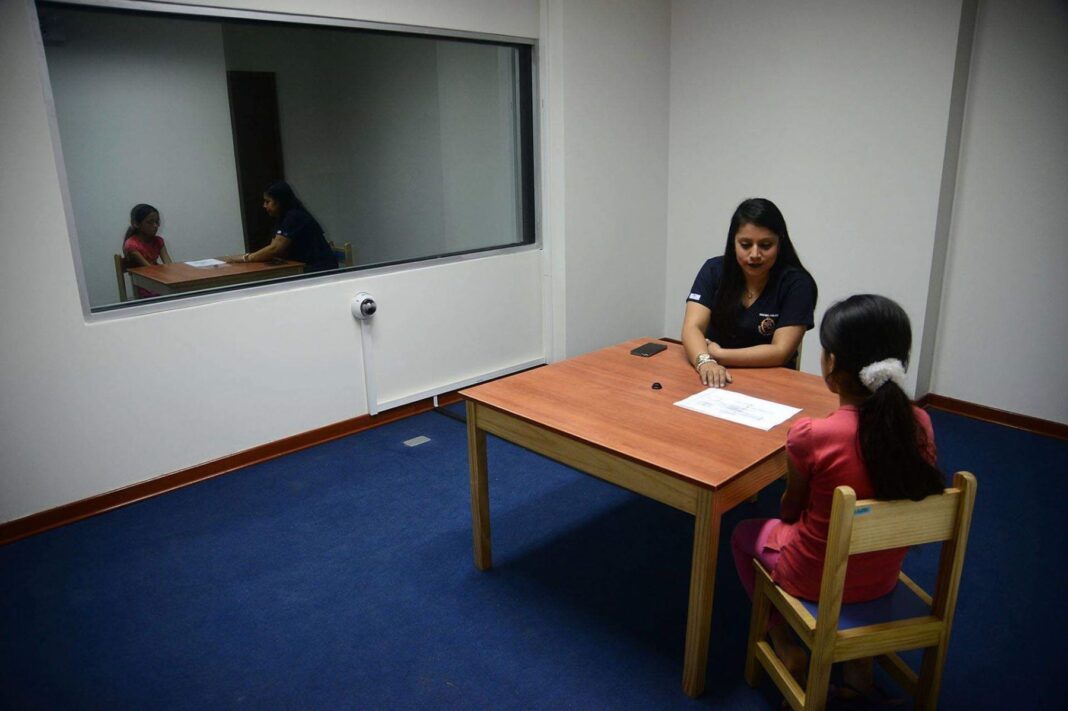 Oficializan el nuevo protocolo de Cámara Gesell: en qué consiste