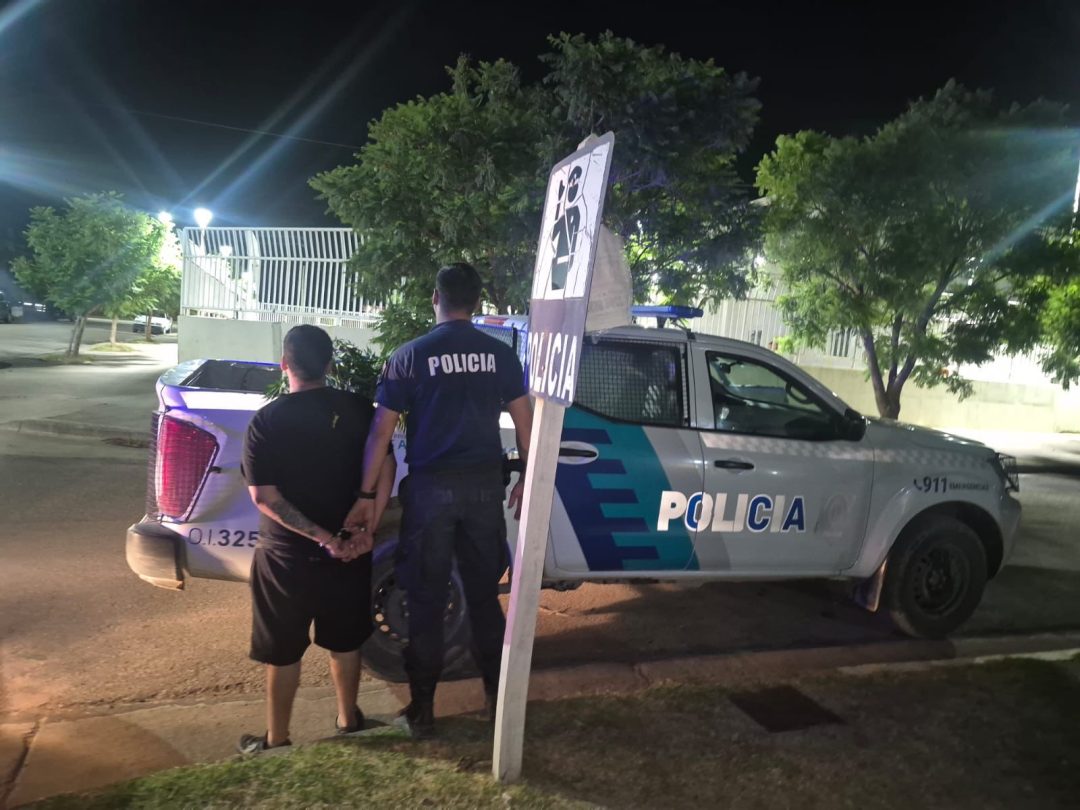Intentó robar armado con un cuchillo y fue detenido tras una persecución