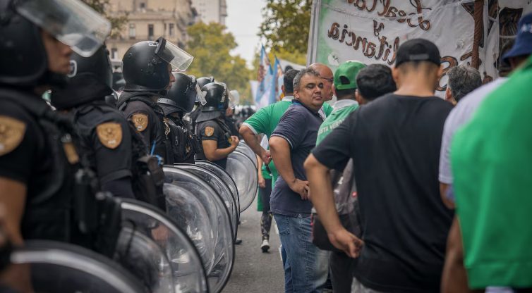 Dura crítica del Gobierno a la CGT por el paro: “Lo que hacen es complicarles la vida a los trabajadores”