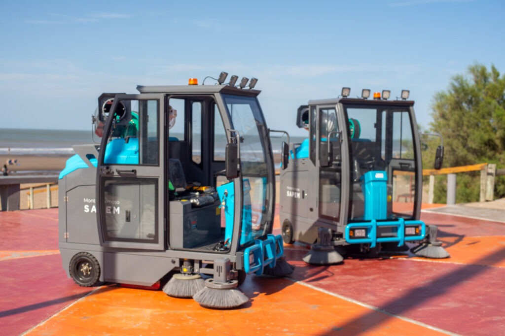 Monte Hermoso sumó barredoras eléctricas para la rambla y las peatonales