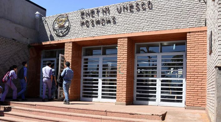 Horror en una escuela de Misiones: un adolescente de 17 años se disparó durante un recreo y está grave