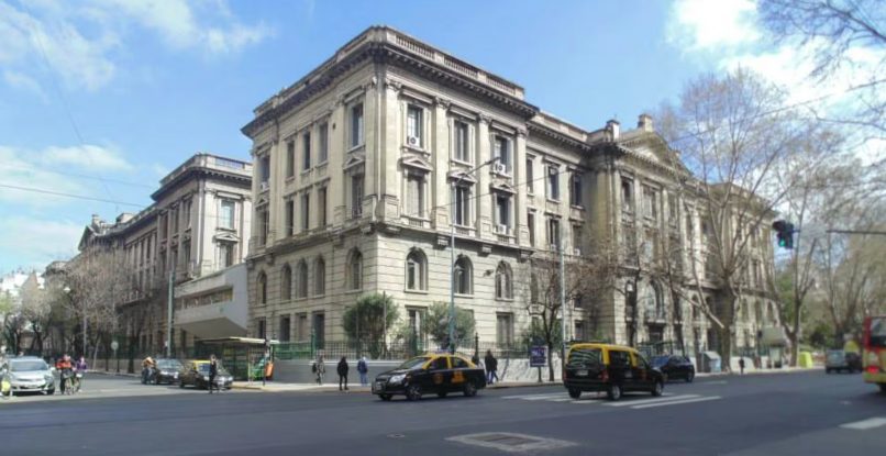 Causa por los medicamentos robados: una residente reconoció que sacaba propofol del Hospital Rivadavia