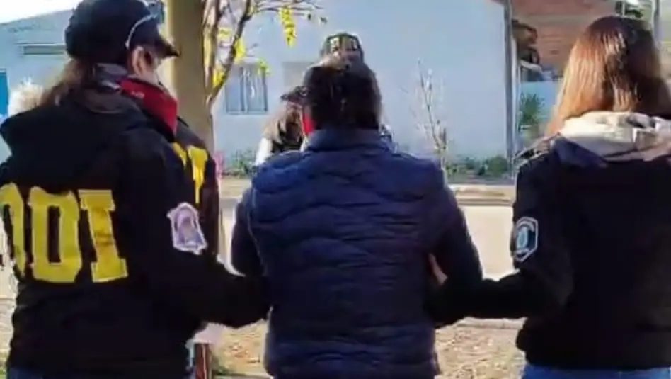 Condenan a una mujer por ofrecerle droga a un menor para hacerlo adicto y que se dedique a venderla