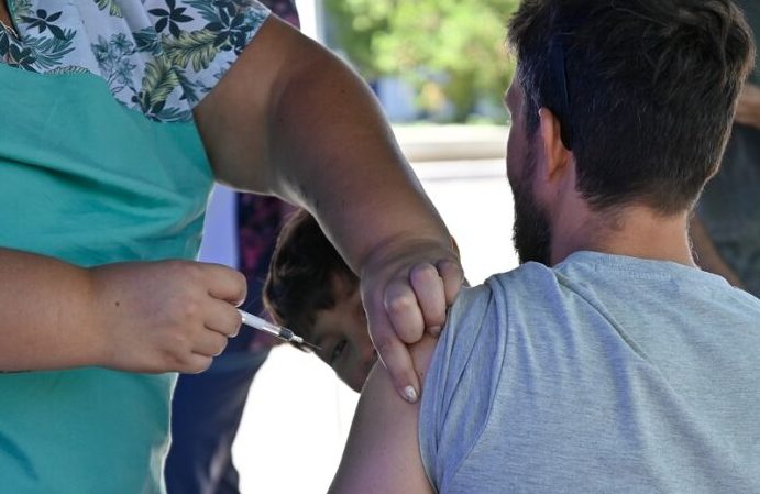 Segunda etapa de aplicación de vacunas antigripales