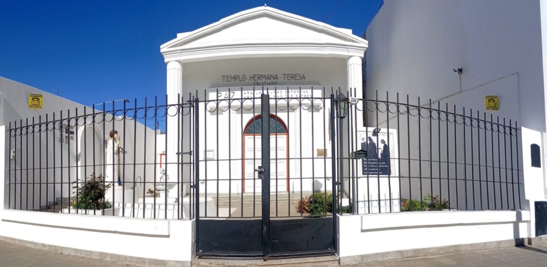 “Esto es como si cerraran la Catedral”: fuerte disputa judicial mantiene clausurados los templos de la Hermana Teresa