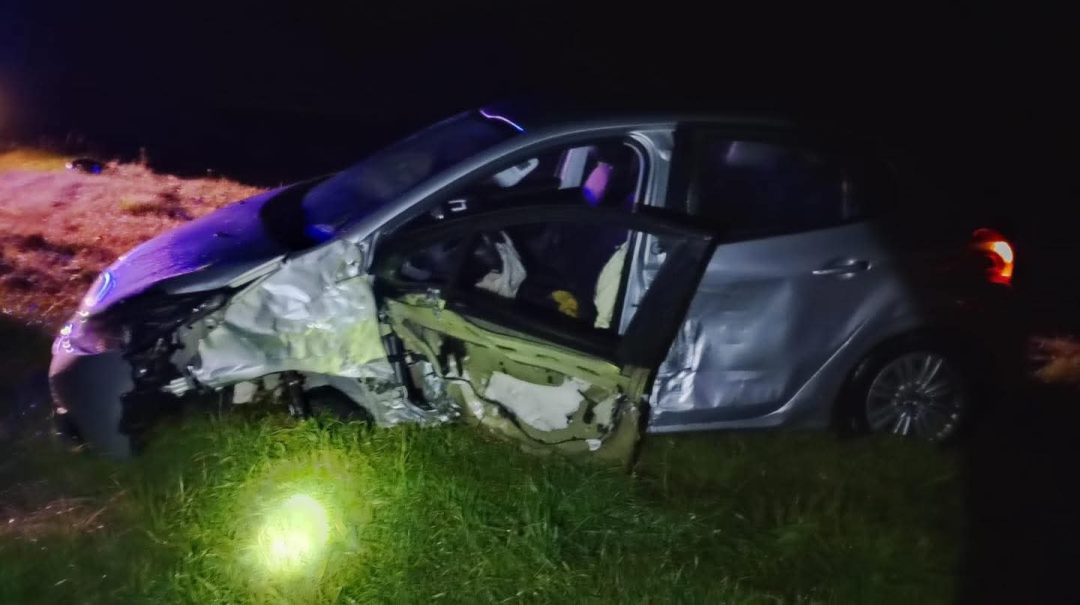 Chocaron un auto y un colectivo en la Ruta 3