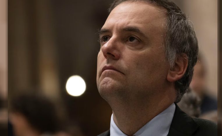 La respuesta de Manuel Adorni tras la suspensión de su informe en el Senado