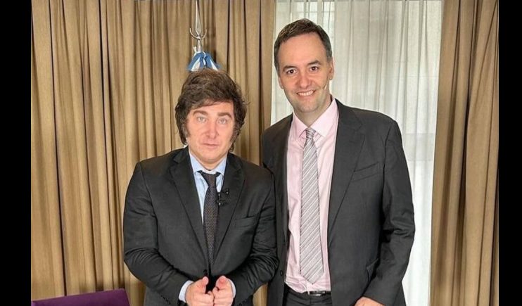 Milei respaldó a Manuel Adorni: “Quedó claro que no mintió”