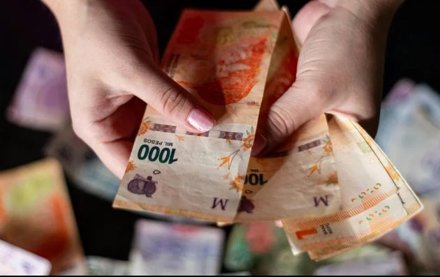 Más de 5 millones de argentinos no pueden pagar sus deudas a tiempo