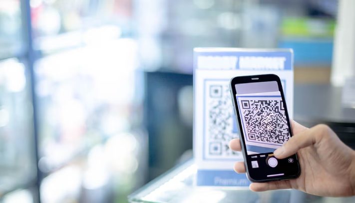 Ocho de cada 10 argentinos ya pagan con el celular y las billeteras digitales superan al efectivo