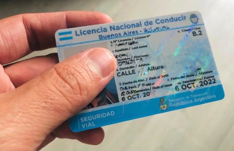 Cambian las licencias profesionales: desde el lunes habrá nuevos requisitos para choferes de cargas y pasajeros