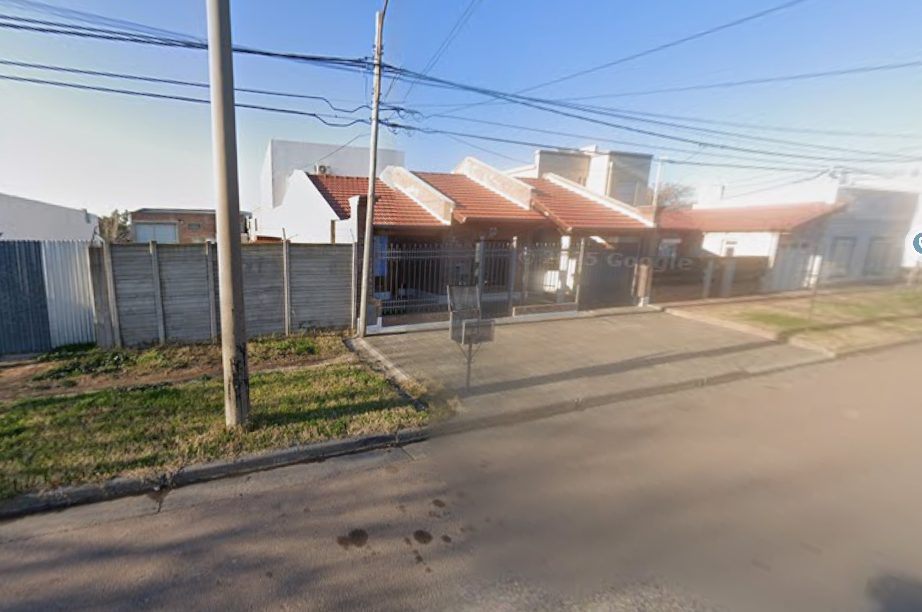 Tres menores intentaron ingresar a una vivienda y terminaron aprehendidos
