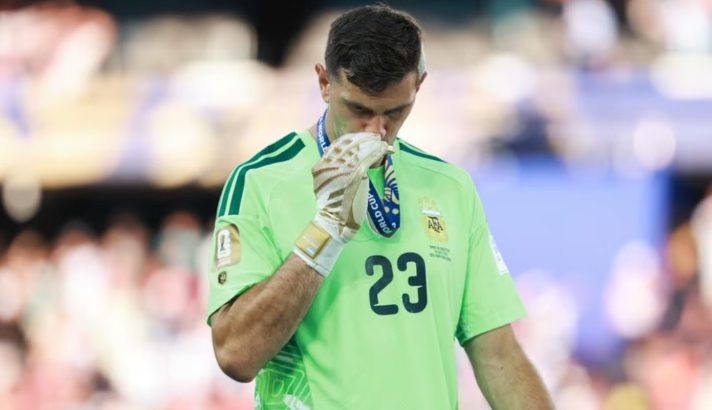 El Dibu Martínez puso en duda su continuidad en la Selección: “Tengo que ver si es momento de dar un paso al costado”