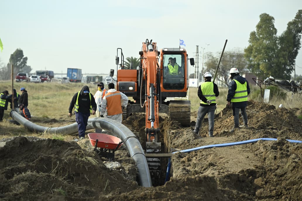 Inversión millonaria para General Cerri: avanzan obras de agua, desagües y salud