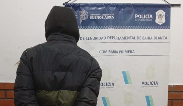 Agredió a su ex pareja en la calle y quedó detenido