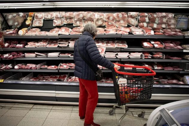 Las ventas repuntaron en los shoppings, pero siguieron en baja en supermercados y mayoristas