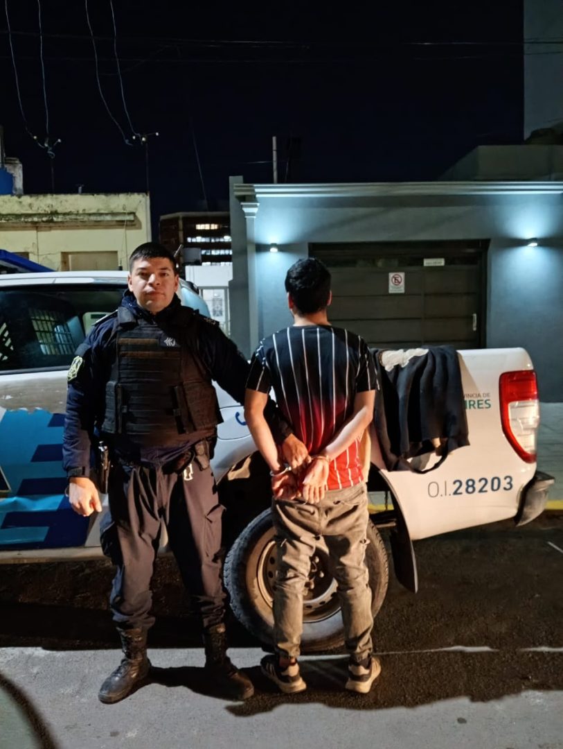 Robó una moto, la escondió y siguió a pie: lo atraparon tras el seguimiento de las cámaras