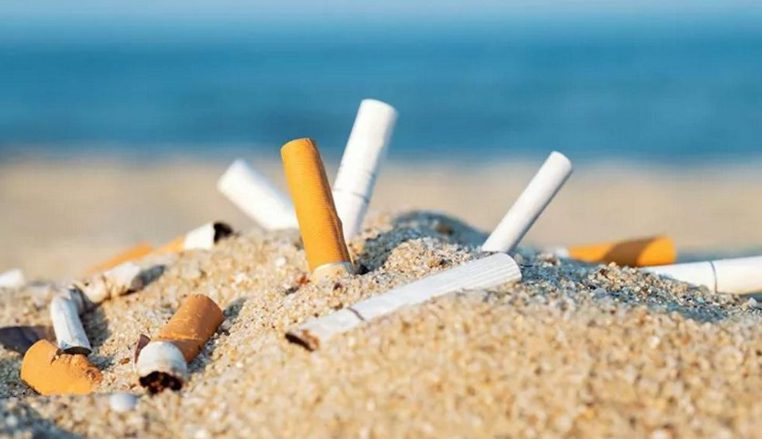 Buscan prohibir el cigarrillo en todas las playas de la provincia de Buenos Aires