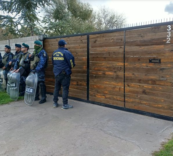 Investigan a los responsables de un hogar de ancianos por usar sus datos para obtener dinero