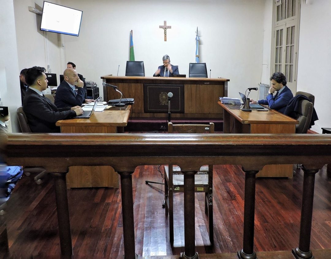 Comenzó en tribunales bahienses el juicio a un sujeto por una violenta entradera en Punta Alta