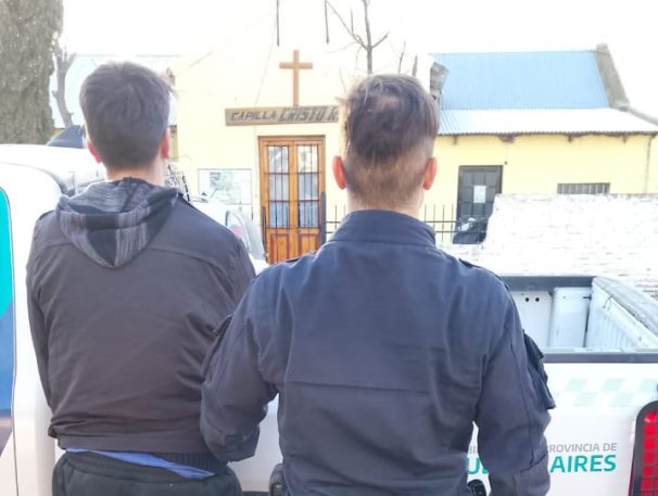 Disparó contra el auto de un vecino y fue detenido
