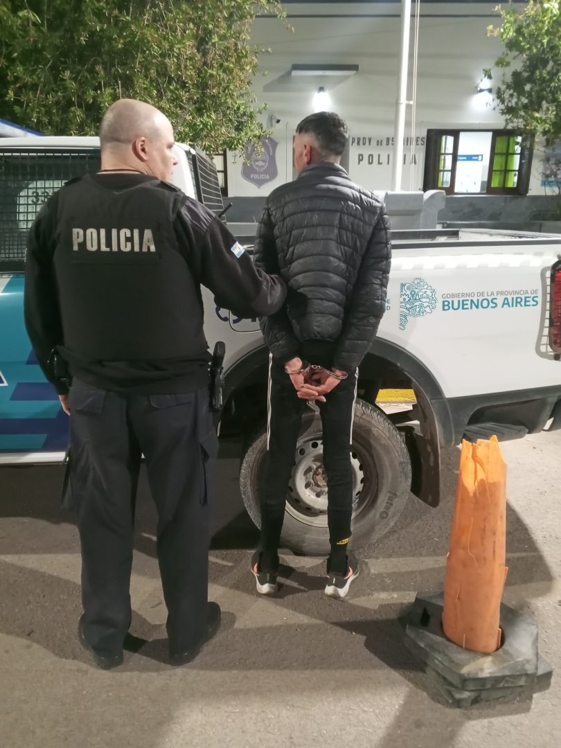 Agredió a golpes a su pareja y fue arrestado