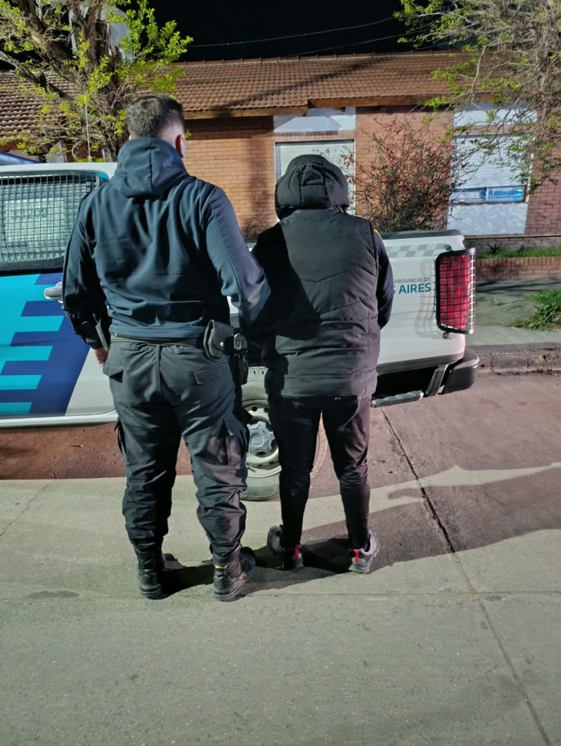 Detenido con una pistola Bersa